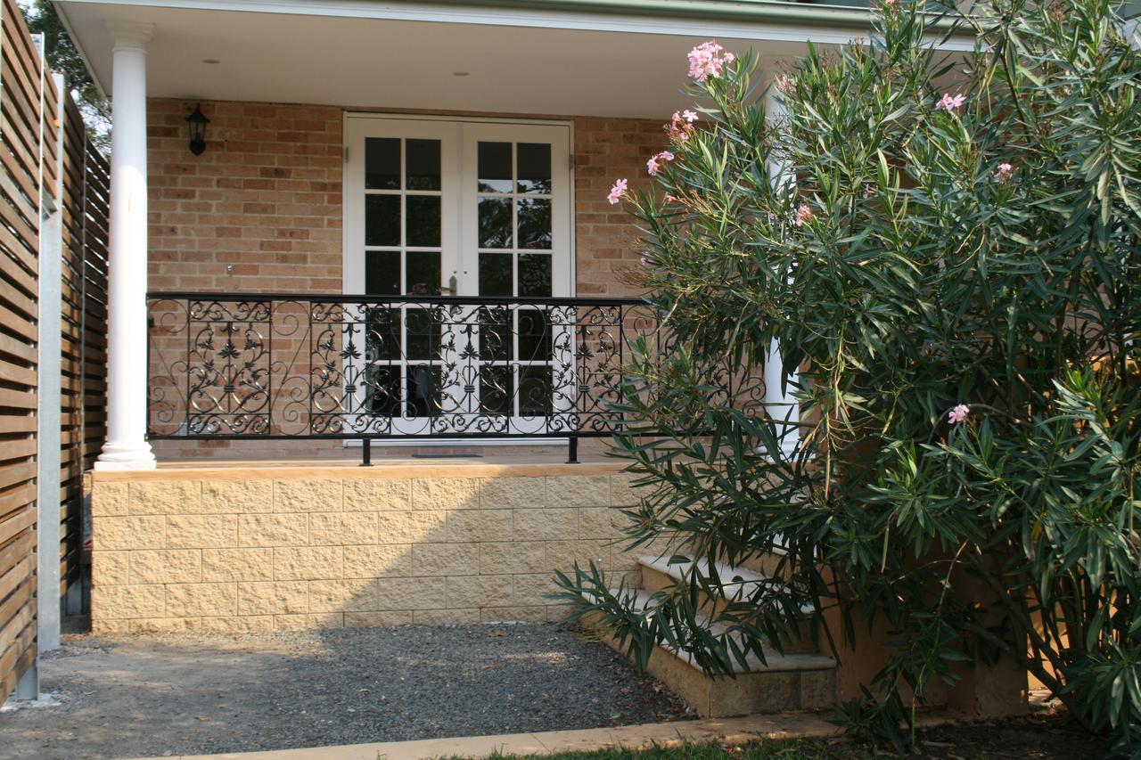 Colin'S Garden Apartment Bomaderry Exterior photo