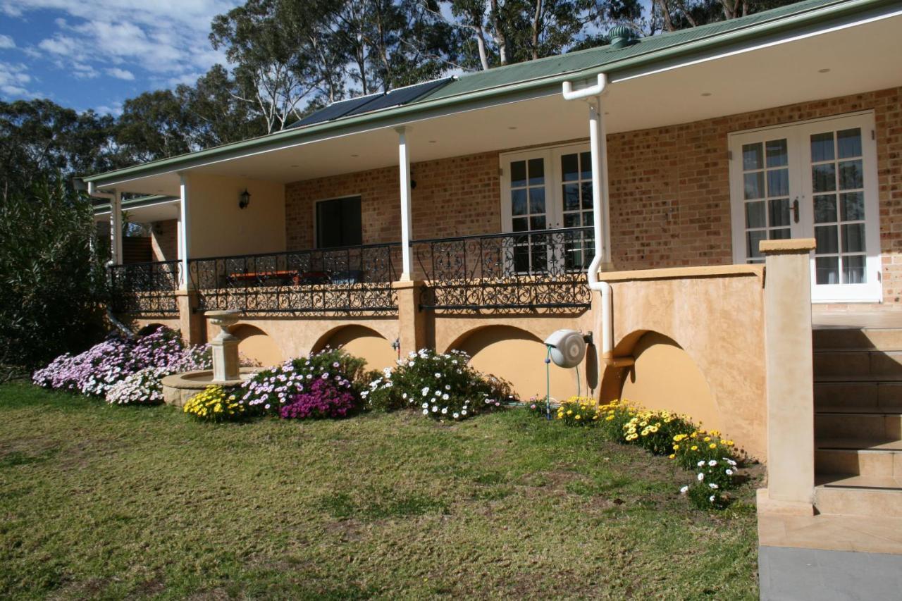 Colin'S Garden Apartment Bomaderry Exterior photo